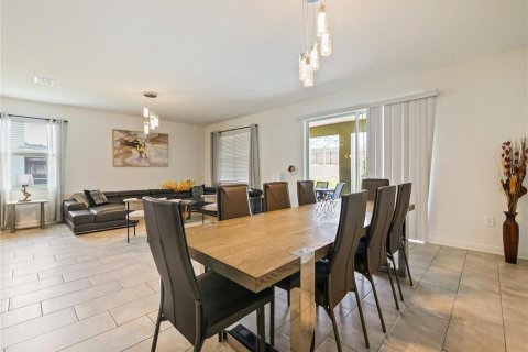 Casa en venta en Davenport, Florida, 8 dormitorios, 405.98 m2 № 1632007 - foto 26