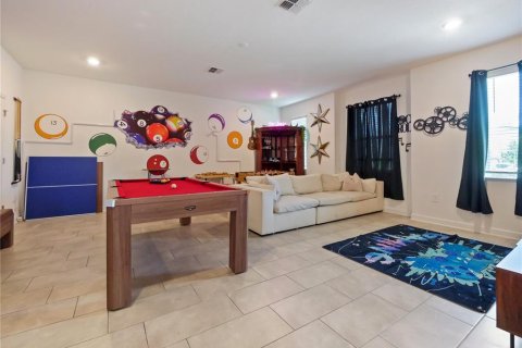 Casa en venta en Davenport, Florida, 8 dormitorios, 405.98 m2 № 1632007 - foto 16