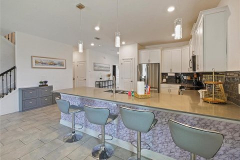 Casa en venta en Davenport, Florida, 8 dormitorios, 405.98 m2 № 1632007 - foto 21