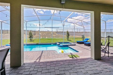 Casa en venta en Davenport, Florida, 8 dormitorios, 405.98 m2 № 1632007 - foto 28