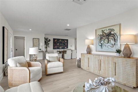Villa ou maison à vendre à Treasure Island, Floride: 3 chambres, 205.59 m2 № 2411401 - photo 7
