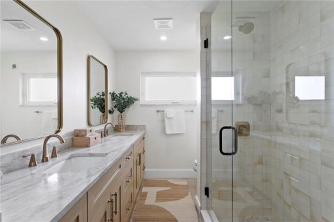 Villa ou maison à vendre à Treasure Island, Floride: 3 chambres, 205.59 m2 № 2411401 - photo 24