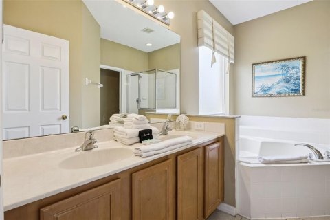 Casa en venta en Davenport, Florida, 6 dormitorios, 257.43 m2 № 2207252 - foto 18