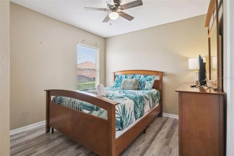 Casa en venta en Davenport, Florida, 6 dormitorios, 257.43 m2 № 2207252 - foto 23