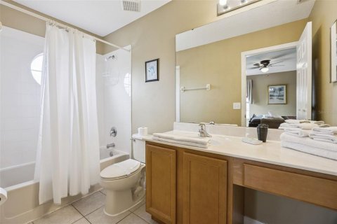 Casa en venta en Davenport, Florida, 6 dormitorios, 257.43 m2 № 2207252 - foto 19