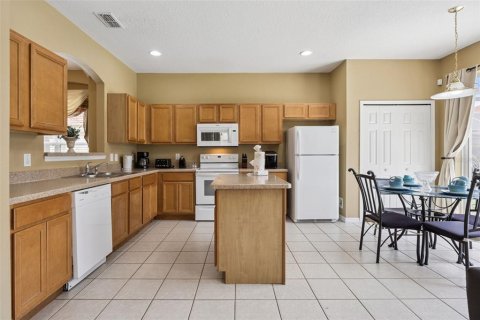 Casa en venta en Davenport, Florida, 6 dormitorios, 257.43 m2 № 2207252 - foto 11