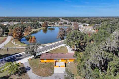 House in Arcadia, Florida 3 bedrooms, 166.57 sq.m. № 2094395 - photo 25