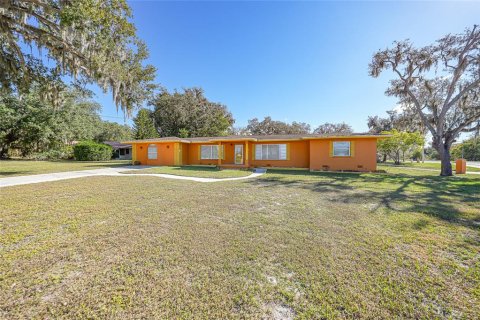 House in Arcadia, Florida 3 bedrooms, 166.57 sq.m. № 2094395 - photo 27