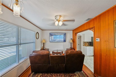 House in Arcadia, Florida 3 bedrooms, 166.57 sq.m. № 2094395 - photo 12