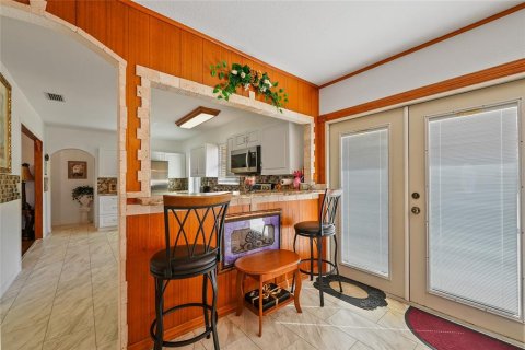 House in Arcadia, Florida 3 bedrooms, 166.57 sq.m. № 2094395 - photo 8