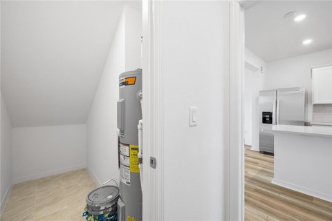 Touwnhouse à louer à Clermont, Floride: 3 chambres, 153.47 m2 № 2429247 - photo 14