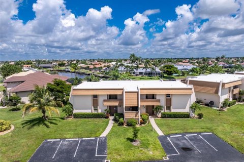 Condominio en venta en Punta Gorda, Florida, 2 dormitorios, 103.49 m2 № 1914202 - foto 1
