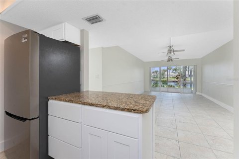 Condominio en venta en Punta Gorda, Florida, 2 dormitorios, 103.49 m2 № 1914202 - foto 11