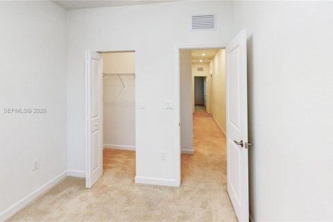 Купить таунхаус в Хомстед, Флорида 4 спальни, 169.08м2, № 2045954 - фото 29