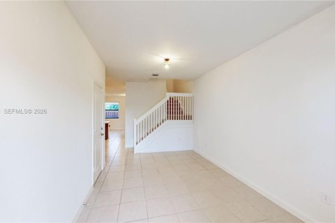 Купить таунхаус в Хомстед, Флорида 4 спальни, 169.08м2, № 2045954 - фото 4