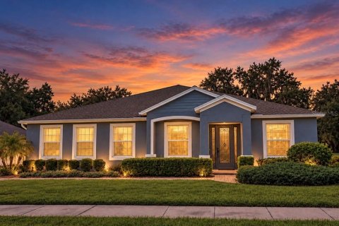 Casa en Winter Haven, Florida 5 dormitorios, 285.02 m2 № 2370827