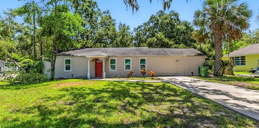 Villa ou maison à Tampa, Floride 4 chambres, 132.29 m2 № 1912514