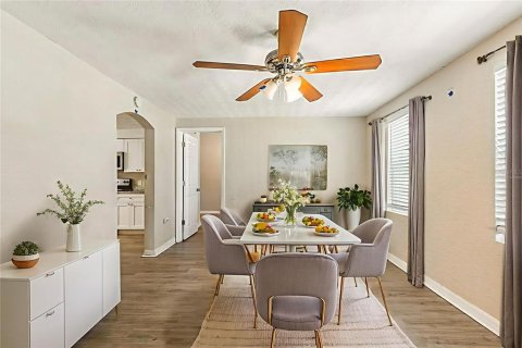 Villa ou maison à vendre à Tampa, Floride: 4 chambres, 132.29 m2 № 1912514 - photo 5