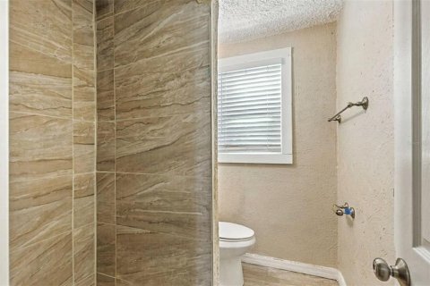 Villa ou maison à vendre à Tampa, Floride: 4 chambres, 132.29 m2 № 1912514 - photo 18