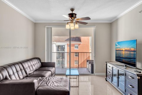 Copropriété à louer à Sunny Isles Beach, Floride: 2 chambres, 103.68 m2 № 2000169 - photo 15