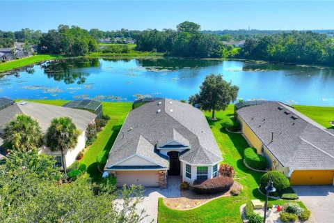 House in Davenport, Florida 3 bedrooms, 184.13 sq.m. № 1856386 - photo 2