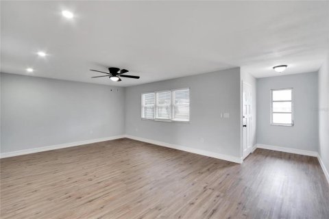House in Sun City Center, Florida 2 bedrooms, 140.75 sq.m. № 1773165 - photo 26