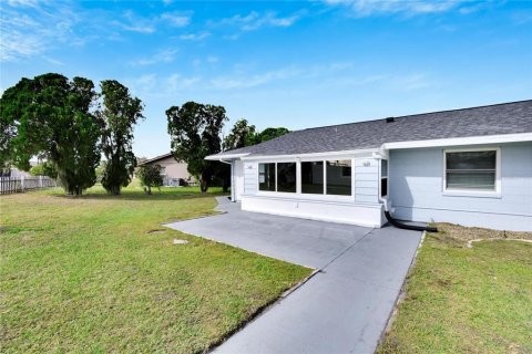 House in Sun City Center, Florida 2 bedrooms, 140.75 sq.m. № 1773165 - photo 18