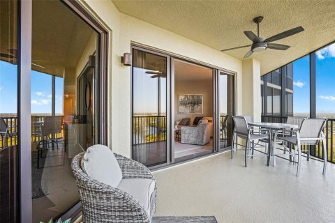 Condo in Fort Myers, Florida, 3 bedrooms  № 1572678 - photo 30