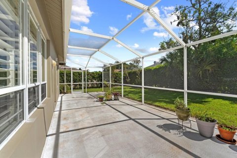 House in Palm Harbor, Florida 4 bedrooms, 253.25 sq.m. № 1854456 - photo 7