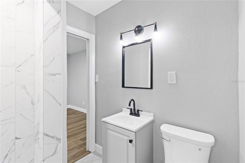 House in Clearwater, Florida 4 bedrooms, 155.52 sq.m. № 2110902 - photo 29