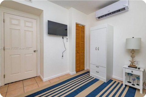 Casa en alquiler en Hollywood, Florida, 3 dormitorios, 125.51 m2 № 1959428 - foto 10