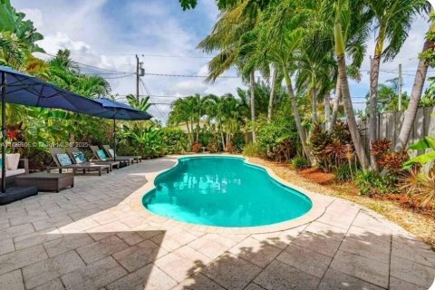 Casa en alquiler en Hollywood, Florida, 3 dormitorios, 125.51 m2 № 1959428 - foto 19