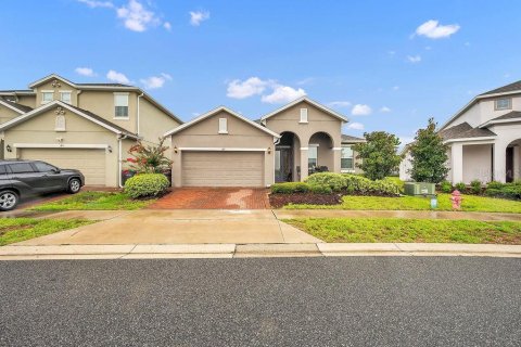 House in Davenport, Florida 4 bedrooms, 184.23 sq.m. № 2277966