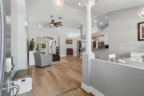 Купить виллу или дом в Нью-Порт-Ричи, Флорида 9 комнат, 193.98м2, № 2149481 - фото 6