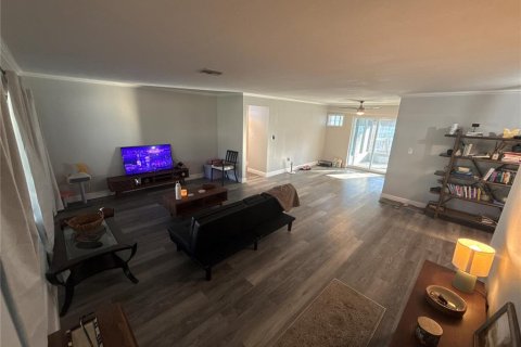 House in Tavares, Florida 3 bedrooms, 120.77 sq.m. № 2097139 - photo 9