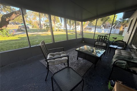 House in Tavares, Florida 3 bedrooms, 120.77 sq.m. № 2097139 - photo 6