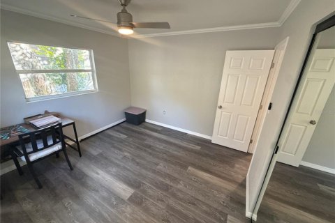 House in Tavares, Florida 3 bedrooms, 120.77 sq.m. № 2097139 - photo 20