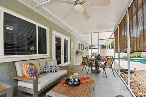 Casa en alquiler en Saint Petersburg, Florida, 2 dormitorios, 95.97 m2 № 1858305 - foto 24