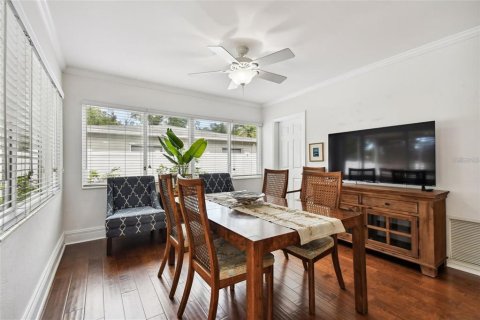 Casa en alquiler en Saint Petersburg, Florida, 2 dormitorios, 95.97 m2 № 1858305 - foto 11