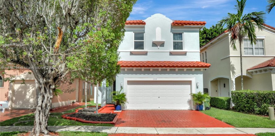 Casa en Homestead, Florida 3 dormitorios, 149.57 m2 № 1896198