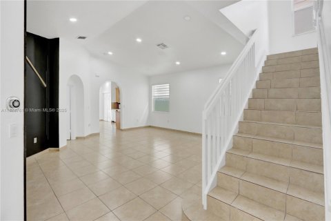 House in Homestead, Florida 3 bedrooms, 149.57 sq.m. № 1896198 - photo 5