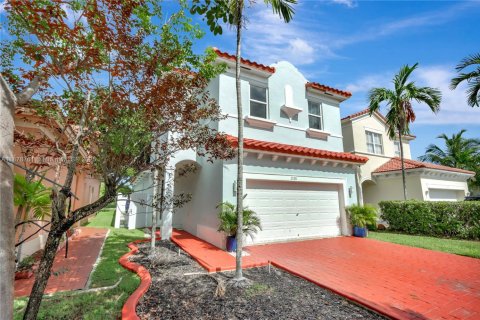 House in Homestead, Florida 3 bedrooms, 149.57 sq.m. № 1896198 - photo 2