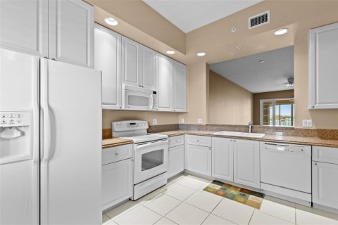 Copropriété à vendre à Hutchinson Island South, Floride: 2 chambres, 184.78 m2 № 2078141 - photo 7
