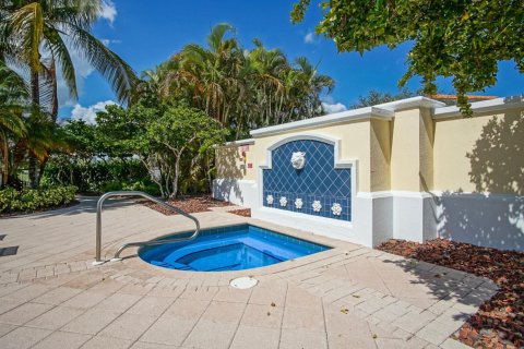 Copropriété à vendre à Hutchinson Island South, Floride: 2 chambres, 184.78 m2 № 2078141 - photo 27