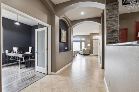 Villa ou maison à vendre à Apopka, Floride: 4 chambres, 189.52 m2 № 2325192 - photo 16