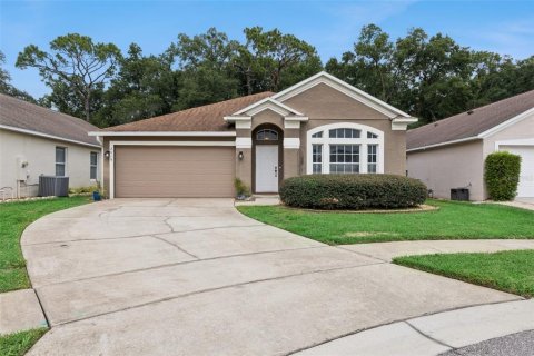 Villa ou maison à vendre à Apopka, Floride: 4 chambres, 189.52 m2 № 2325192 - photo 2