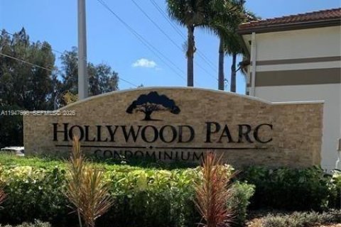 Снять в аренду кондоминиум в Холливуд, Флорида 1 спальня, 60.39м2, № 2003782 - фото 2