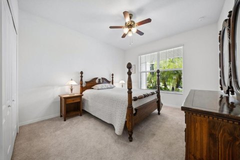 House in Bradenton, Florida 2 bedrooms, 182.55 sq.m. № 2395940 - photo 16