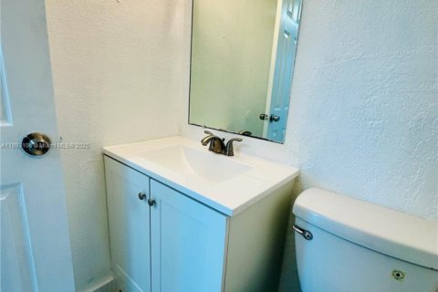 Снять в аренду кондоминиум в Норт-Майами, Флорида 1 спальня, 62.52м2, № 1945321 - фото 27