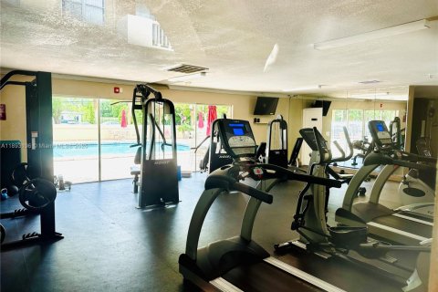 Снять в аренду кондоминиум в Норт-Майами, Флорида 1 спальня, 62.52м2, № 1945321 - фото 28